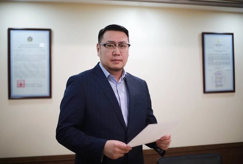 Б.Тамир: Сарнисан, өртөөчилсөн тойрог хөдөлгөөнийг санал болгож, туршина